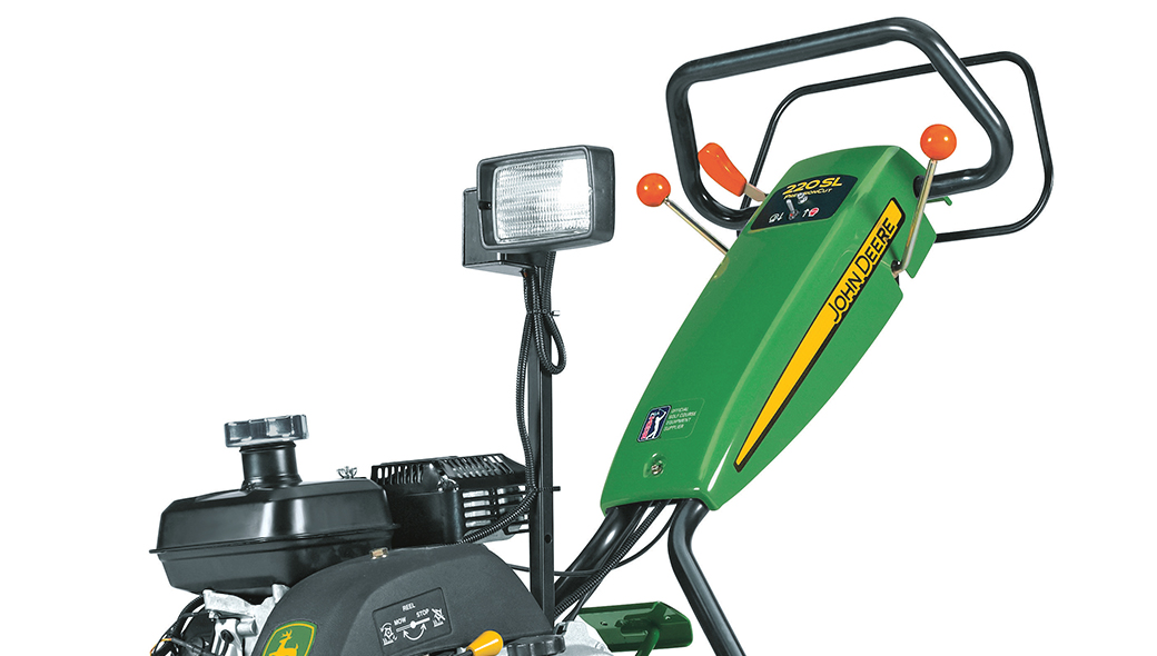 220SL PrecisionCut™ Walk Greens Mower easy to use controls